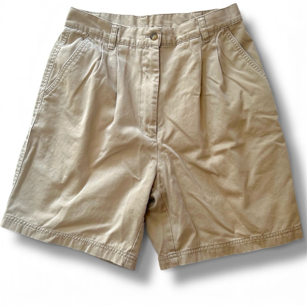 Woolrich Vintage Women's Khaki Cotton Pleated Shorts size 10 High Waist Wide Leg